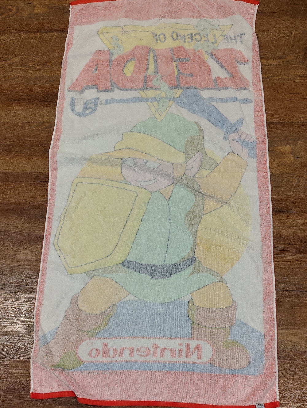 Vintage 1988 Nintendo The Legend of Zelda 30x56 Graphic Beach Towel - Picture 5 of 5